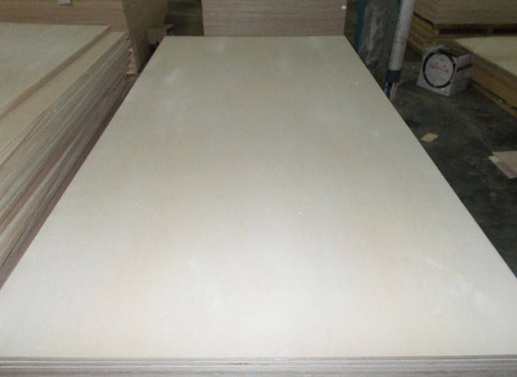 PLYWOOD